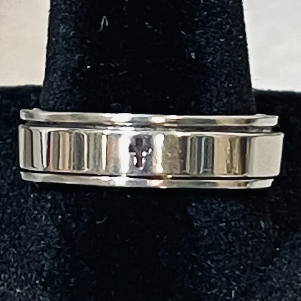 ☀️2/$20 Fidget Ring Stainless Steel Black Inlay Cross Spinner | Size 8 | NWT!